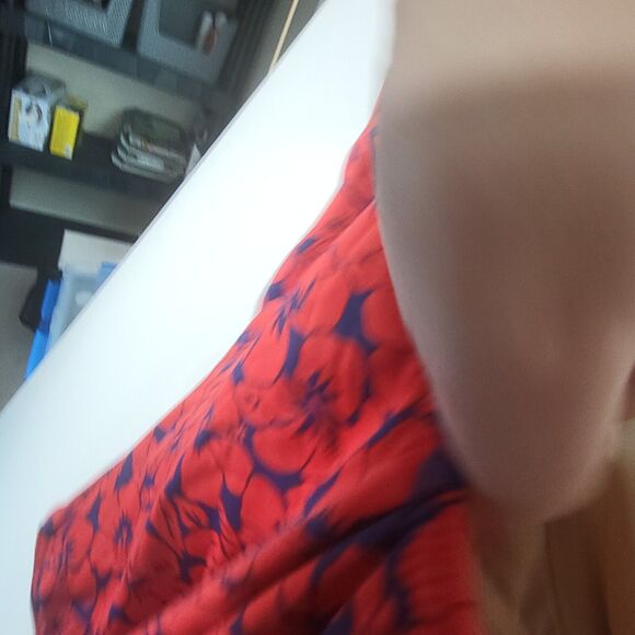 MIRACLESUIT One Piece Swimsuit Size L/XL Red Navy Floral Underwire - Picture 7 of 12